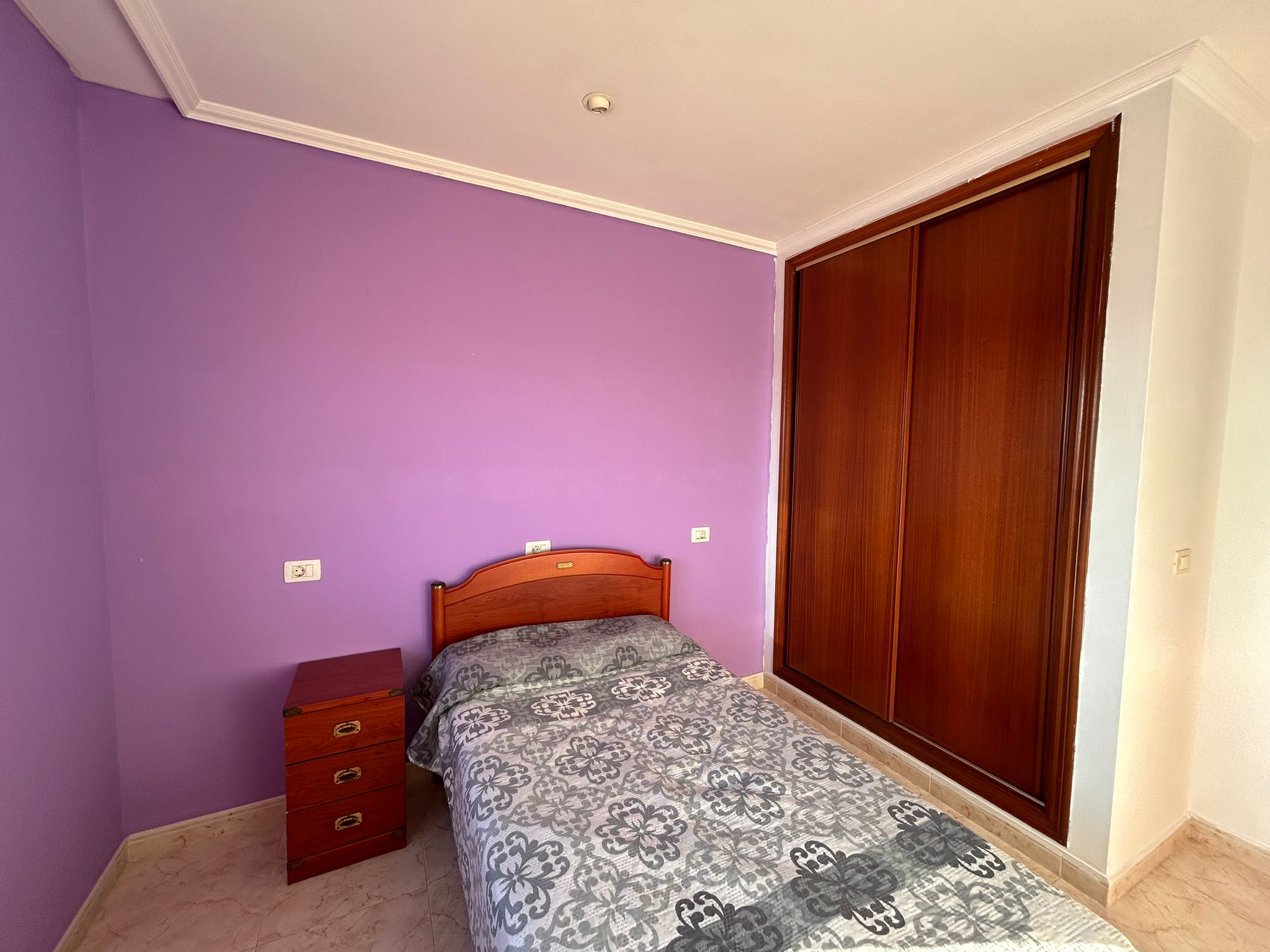 PISO DE TRES HABITACIONES EN FAFIÁN