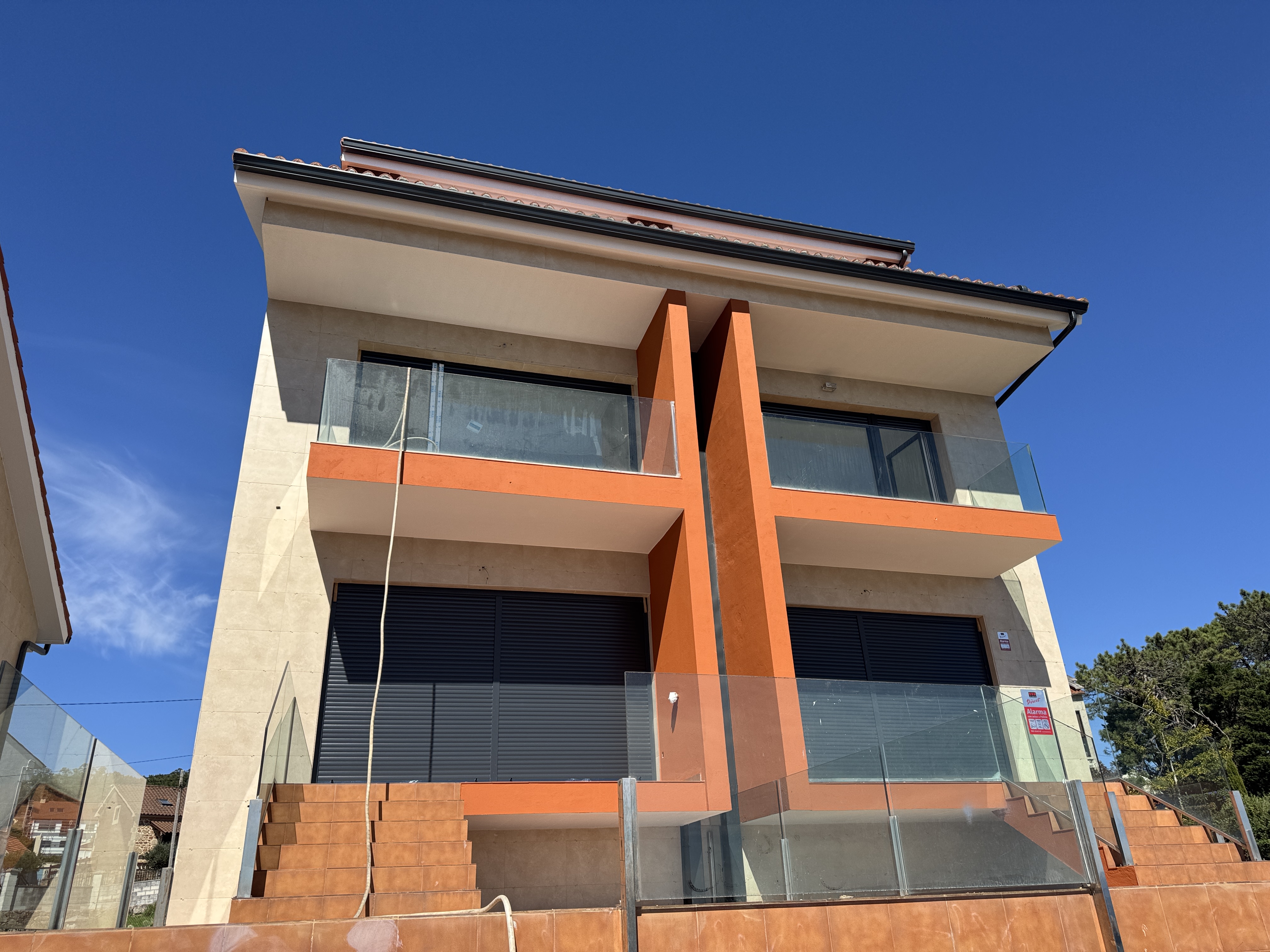 ATICOS DE DOS HABITACIONES CON VISTAS AL MAR EN AMEIXIDA