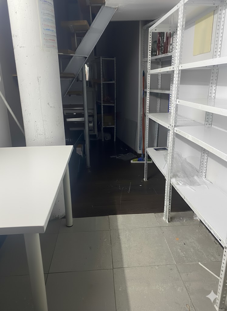 OPORTUNIDAD ÚNICA:BAJO COMERCIAL DE  70 m² EN EL CORAZON DE RIBEIRA