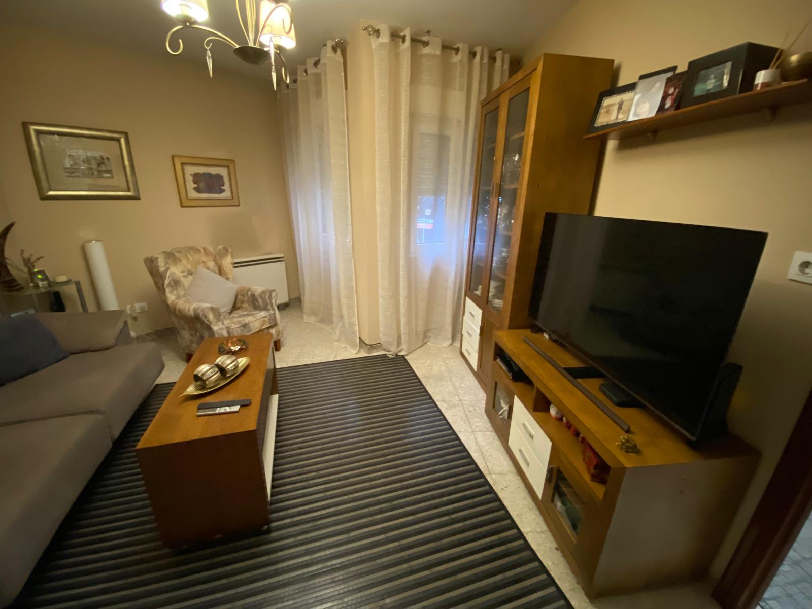 VENTA DE CASA EN RIBEIRA ADOSADA