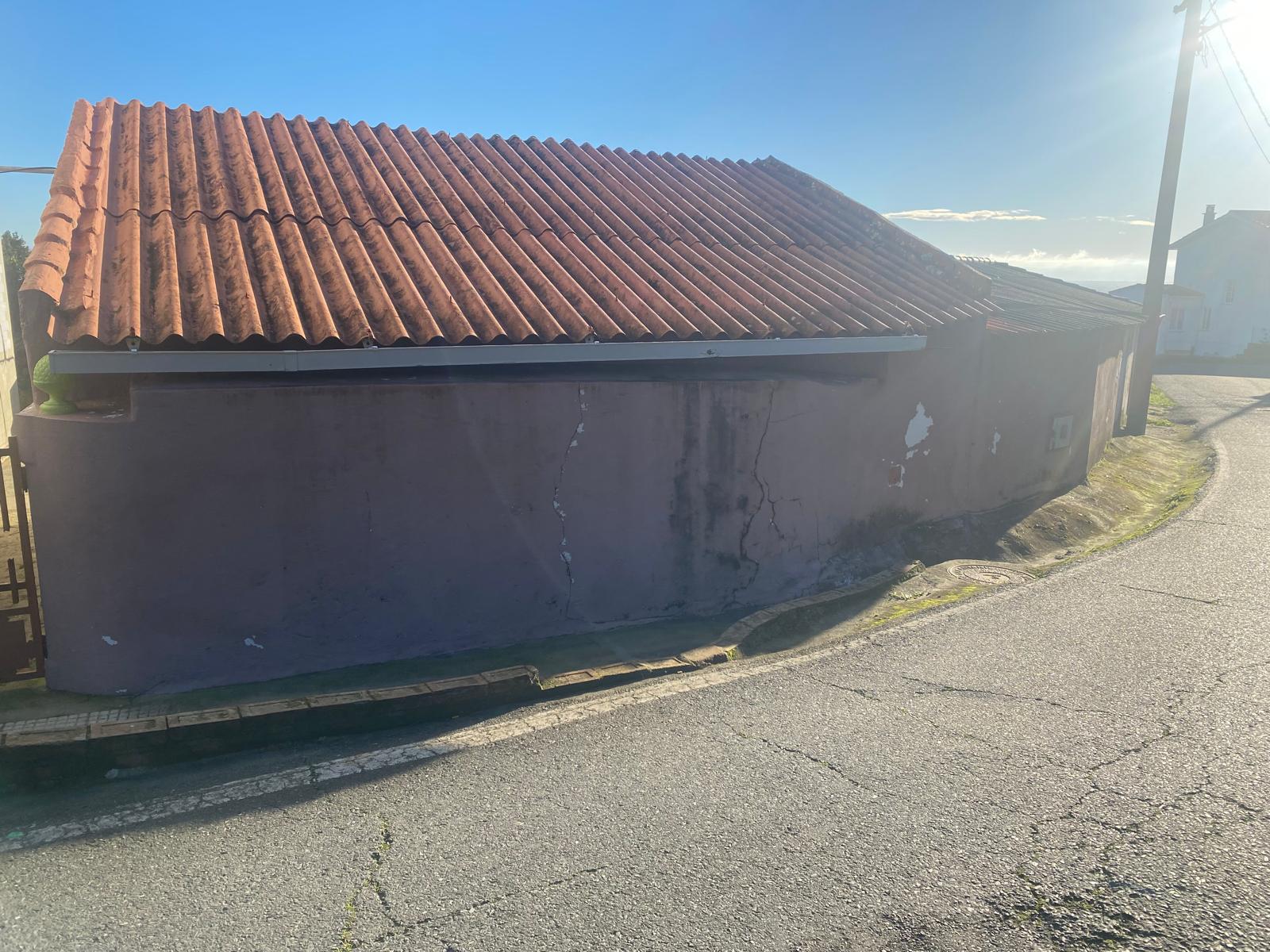 VENTA DE CASA EN MARTÍN – RIBEIRA (A CORUÑA) CON VISTAS AL MAR