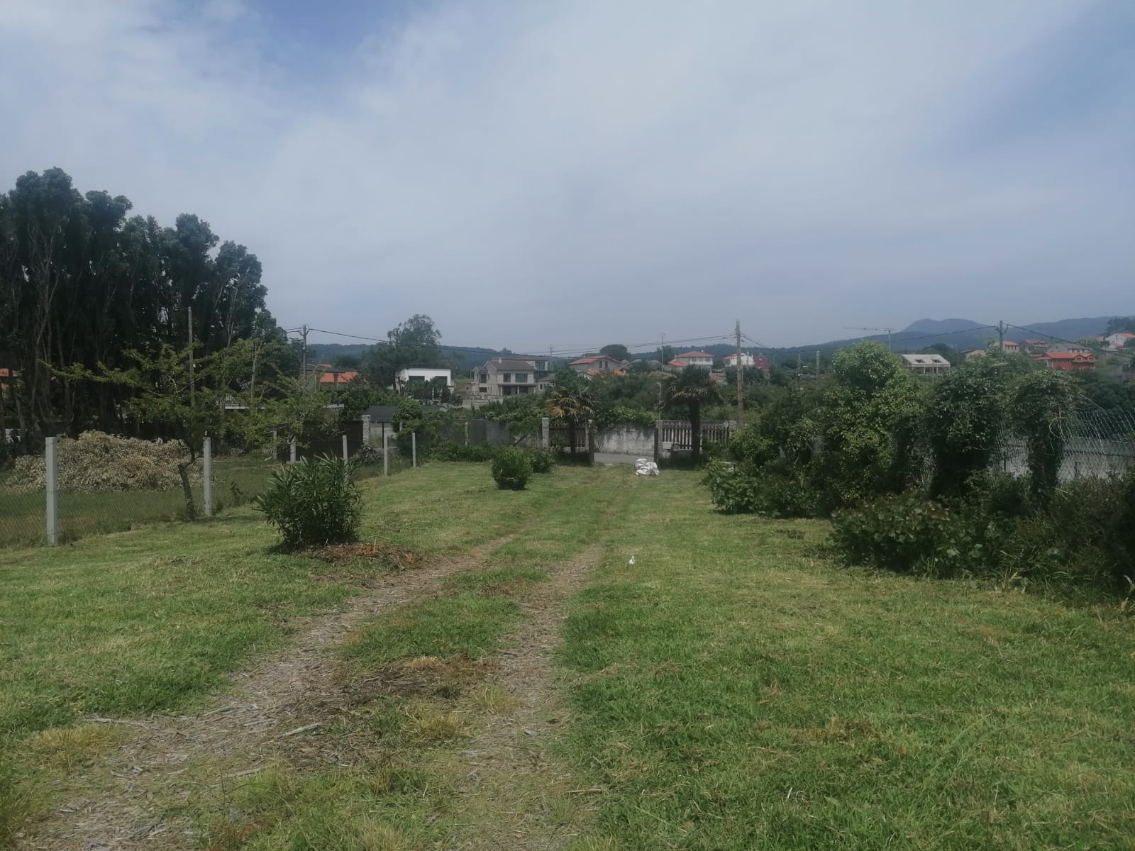 FINCA EDIFICABLE EN VENTA – INSUELA, RIBEIRA (A CORUÑA)