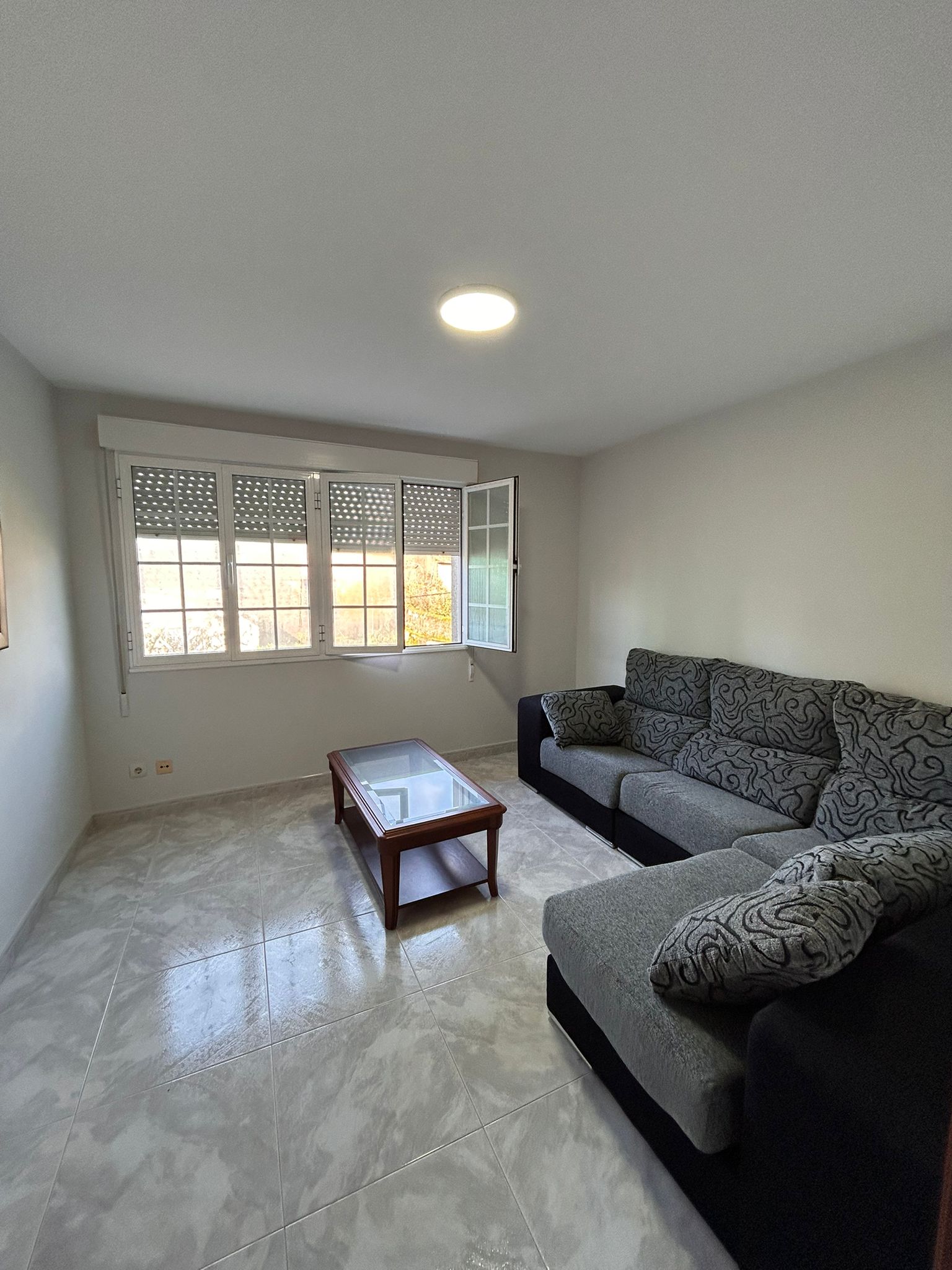 SE VENDE CASA EN CARREIRA, RIBEIRA