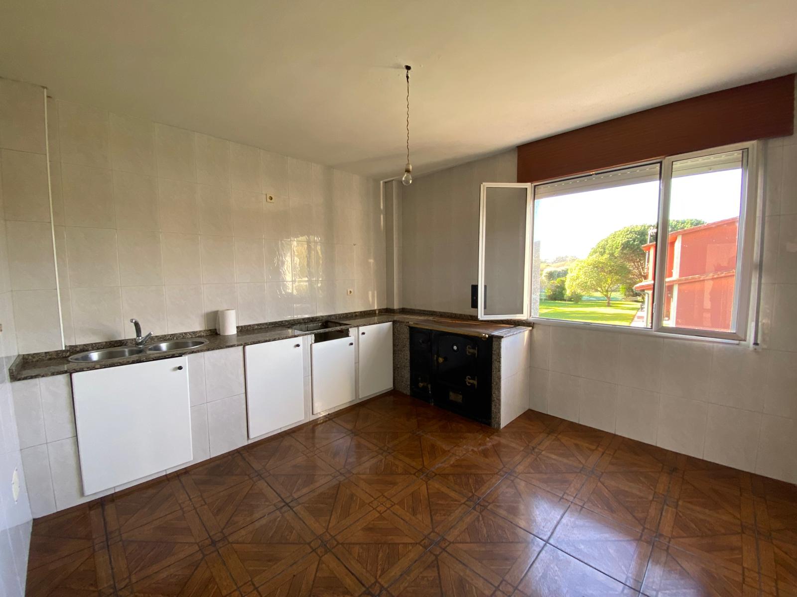 CASA EN SIRVES JUNTO AL PARQUE NATURAL DE LAS DUNAS DE CORRUBEDO