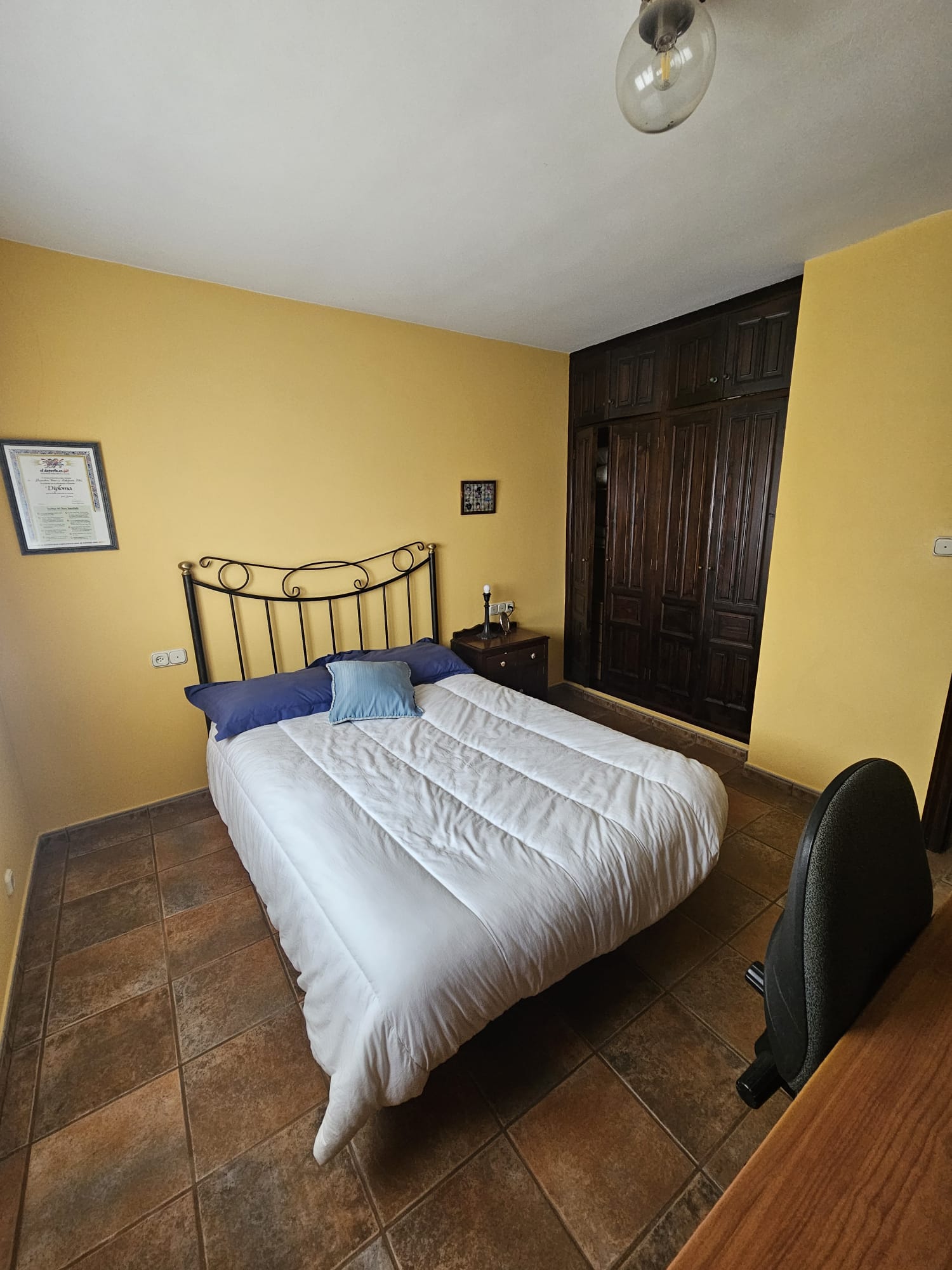 CASA RUSTICA EN AGUIÑO CON TERRENO