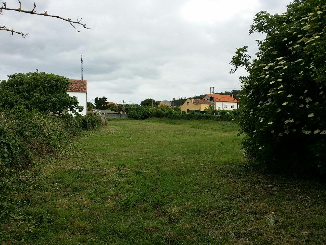 ¡OPORTUNIDAD ÚNICA PARA CONSTRUCTORES EN CASTIÑEIRAS!