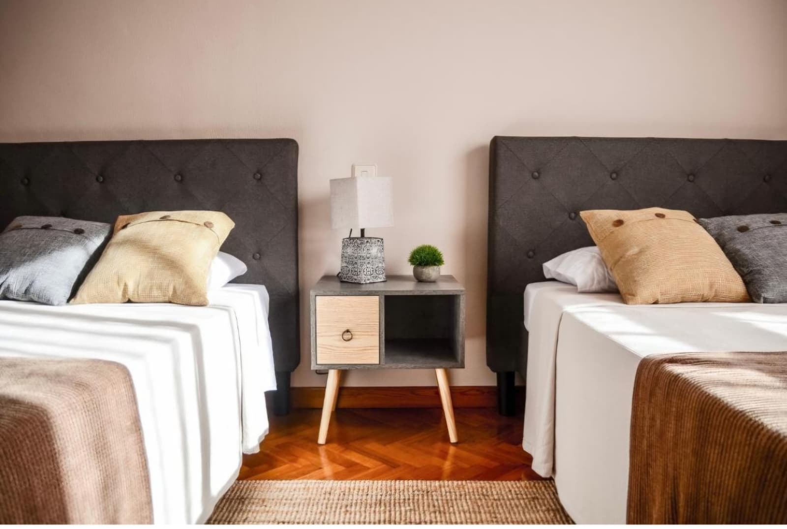 ¡TU ESCAPADA PERFECTA EN EL CORAZÓN DE RIBEIRA!