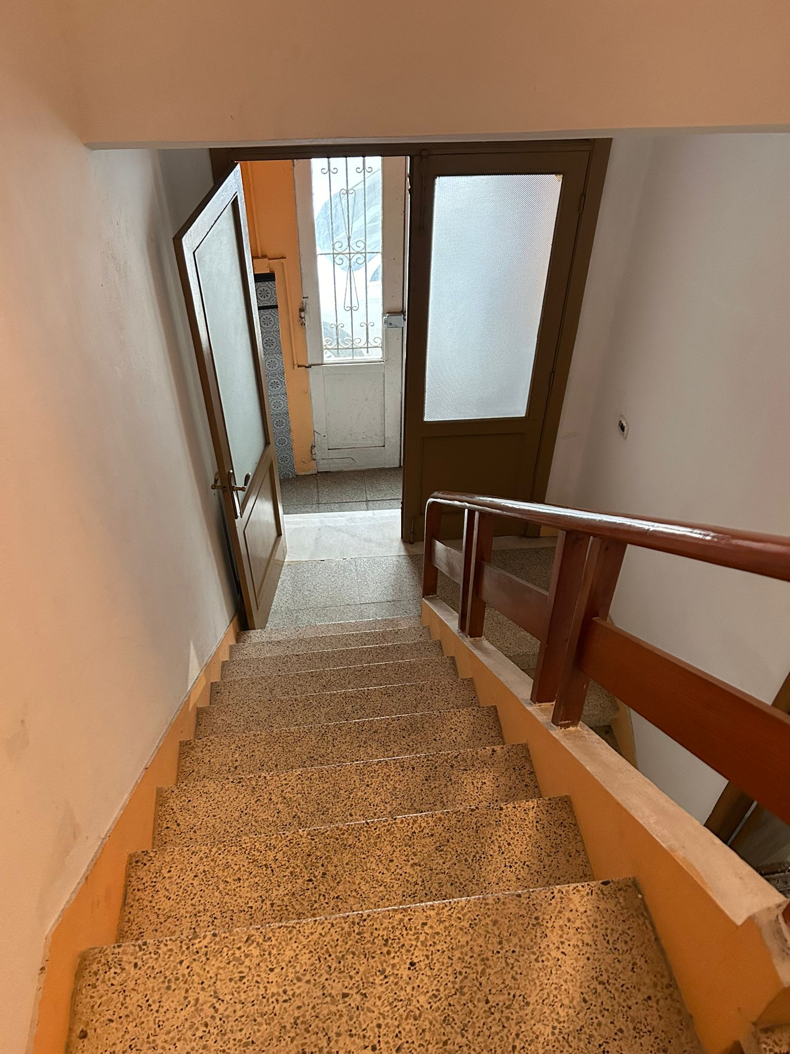 OPORTUNIDAD ÚNICA: EDIFICIO COMPLETO EN NOIA CON VIVIENDAS INDEPENDIENTES Y GARAJE