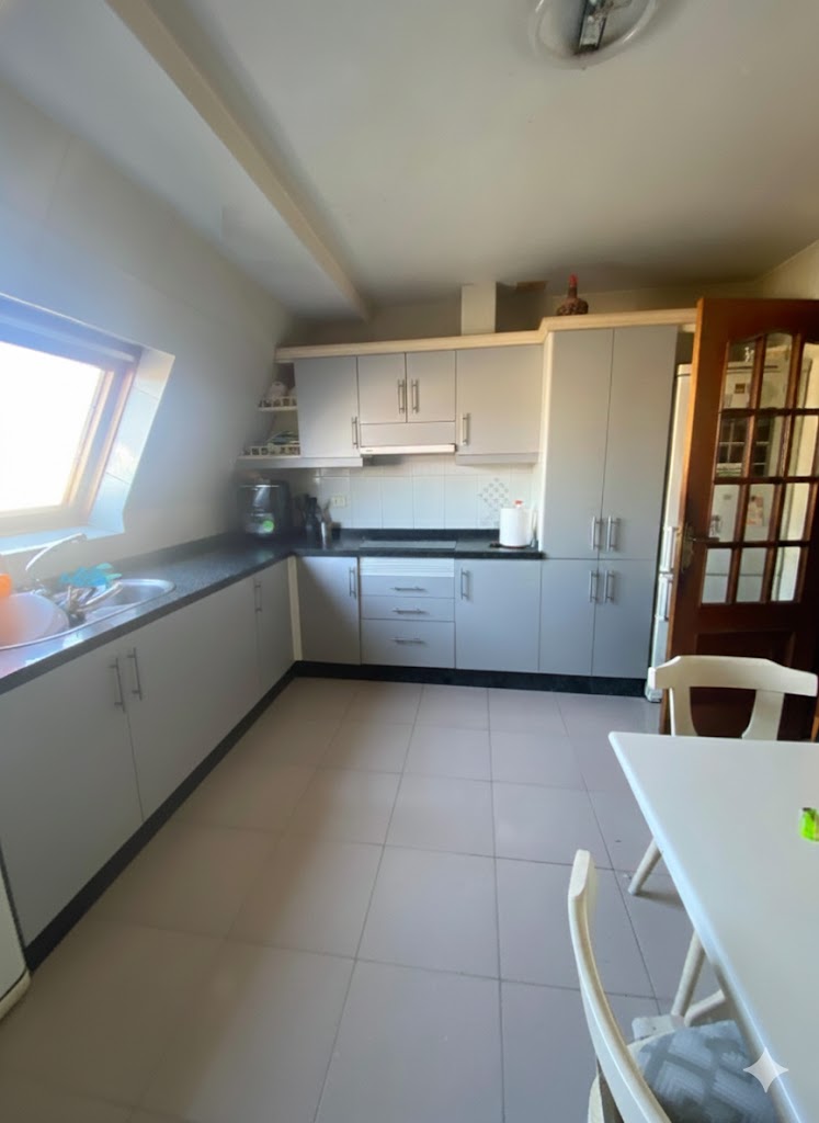 ÁTICO DE 144 M² EN EL CENTRO DE RIBEIRA CON TERRAZA Y ASCENSOR