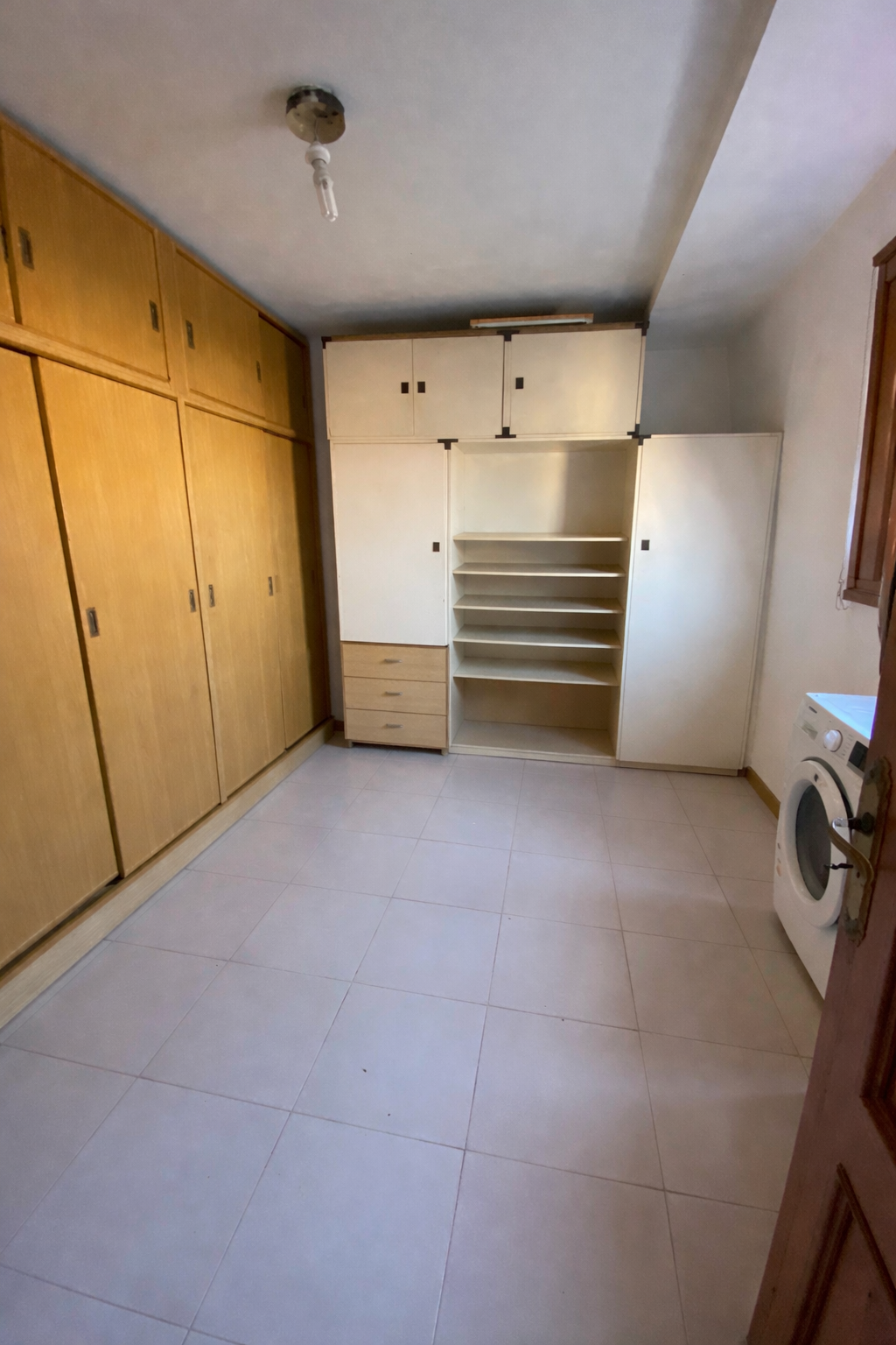 ÁTICO DE 144 M² EN EL CENTRO DE RIBEIRA CON TERRAZA Y ASCENSOR