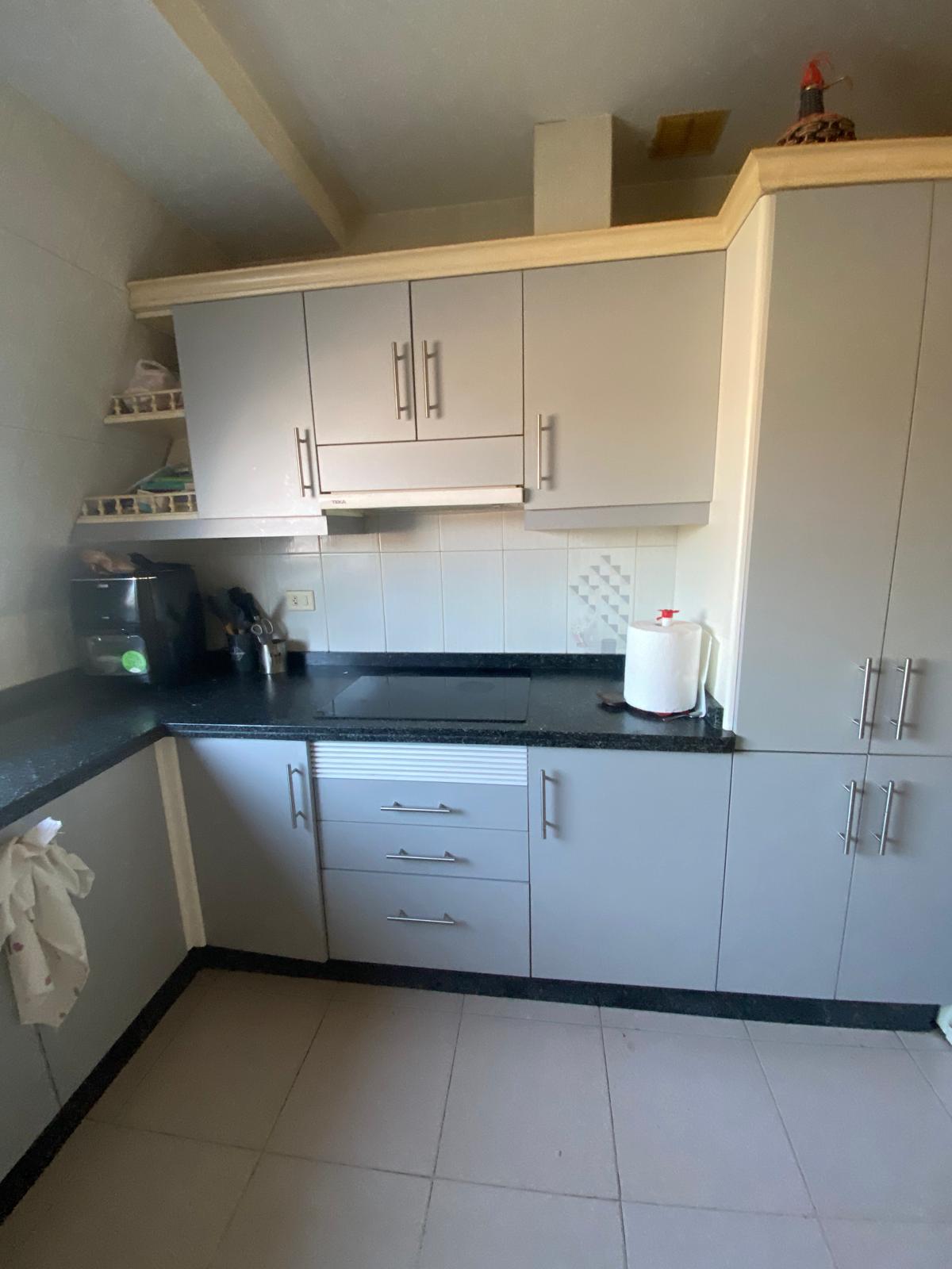 ÁTICO DE 144 M² EN EL CENTRO DE RIBEIRA CON TERRAZA Y ASCENSOR