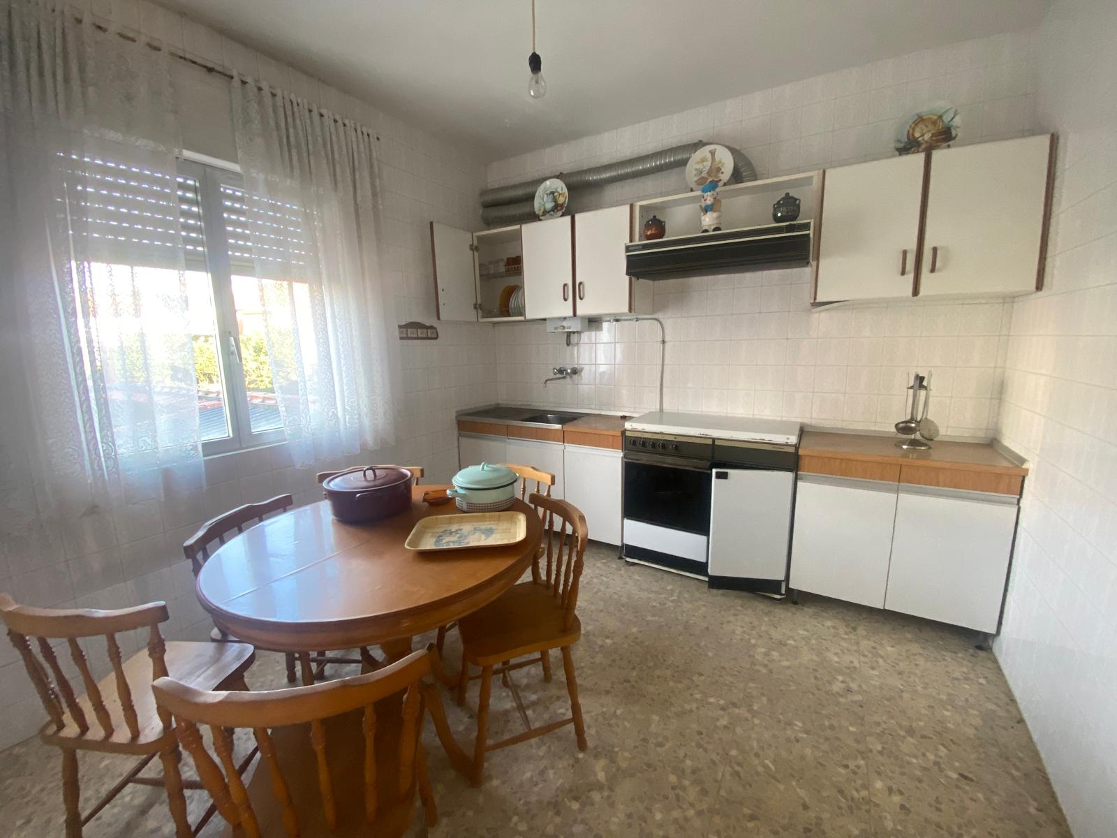  CASA CON DOS VIVIENDAS INDEPENDIENTES Y VISTAS AL MAR EN CASTIÑEIRAS – RIBEIRA