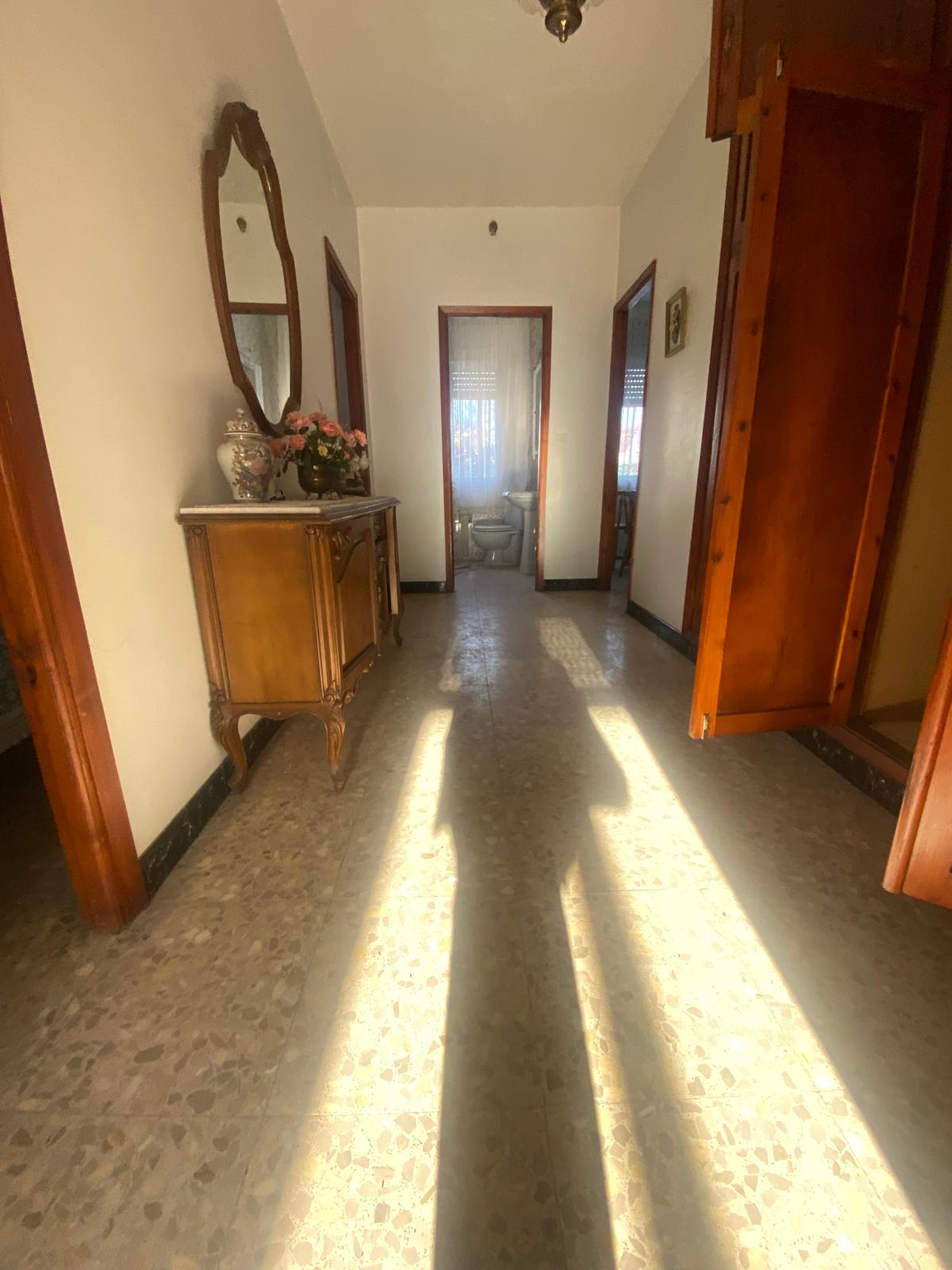  CASA CON DOS VIVIENDAS INDEPENDIENTES Y VISTAS AL MAR EN CASTIÑEIRAS – RIBEIRA