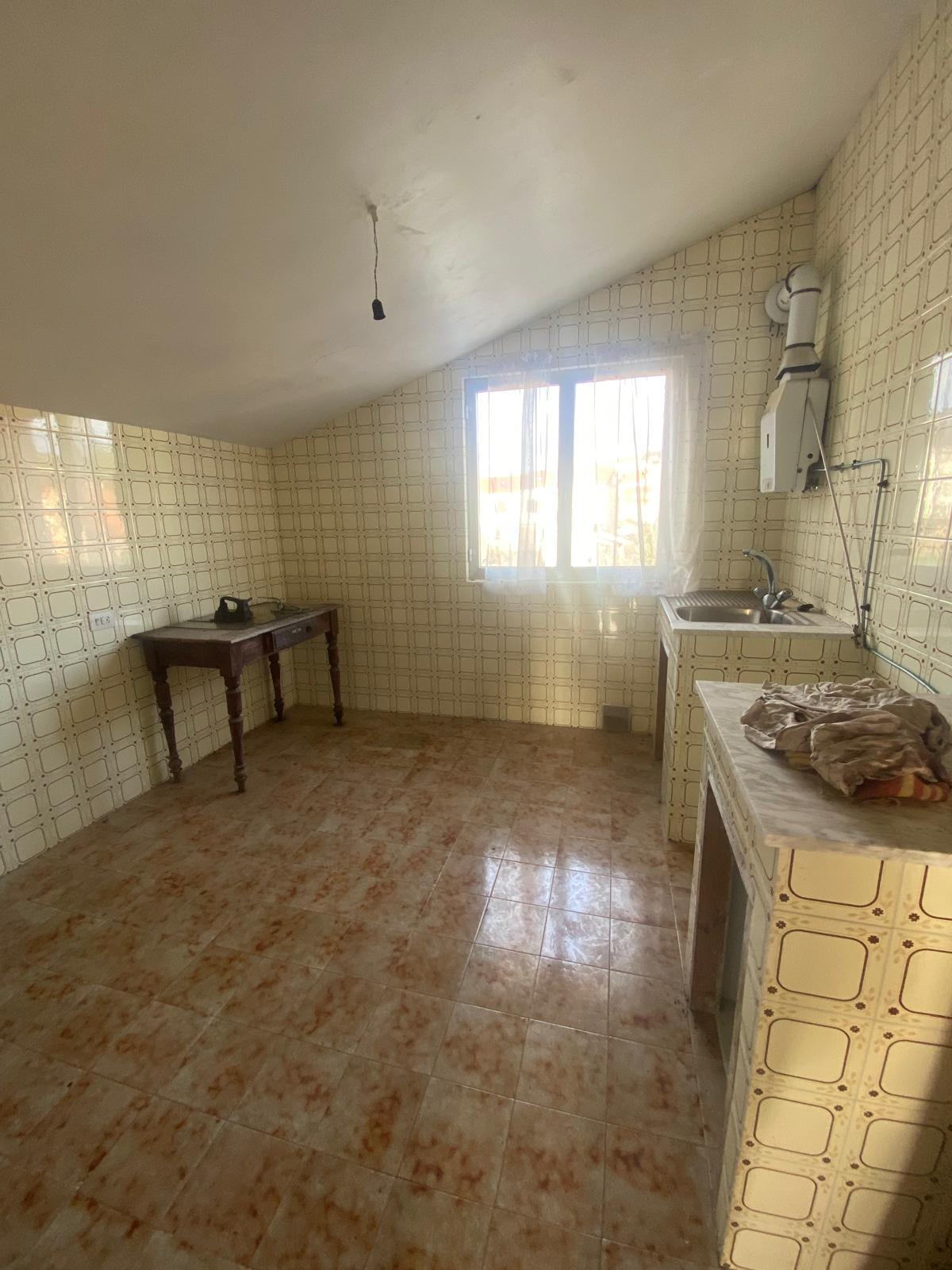  CASA CON DOS VIVIENDAS INDEPENDIENTES Y VISTAS AL MAR EN CASTIÑEIRAS – RIBEIRA