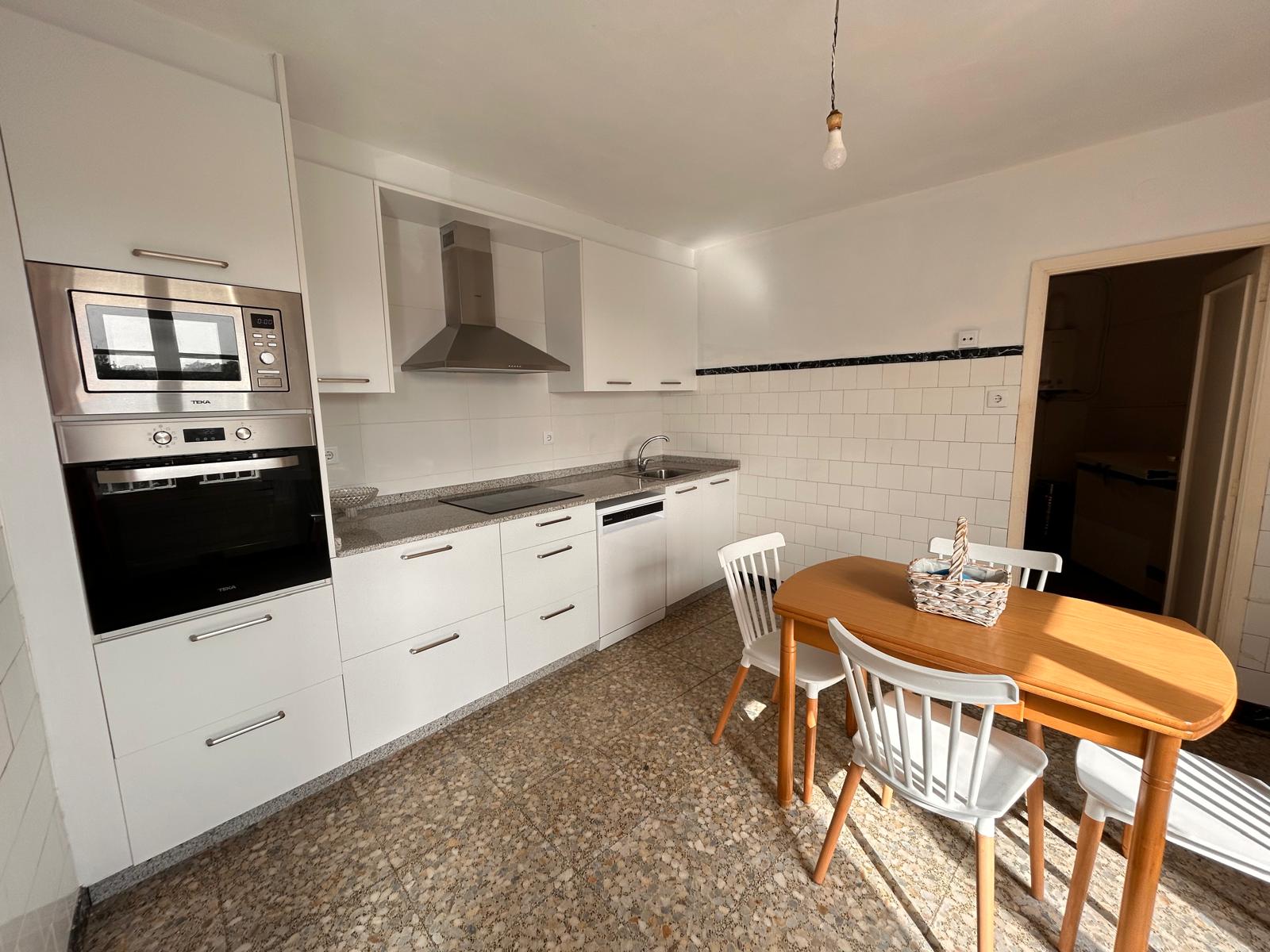 VIVIENDA TURÍSTICA EN ALQUILER EN CARREIRA (RIBEIRA) POR MES O QUINCENA