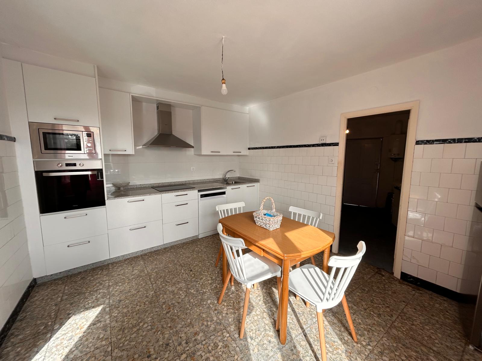 VIVIENDA TURÍSTICA EN ALQUILER EN CARREIRA (RIBEIRA) POR MES O QUINCENA