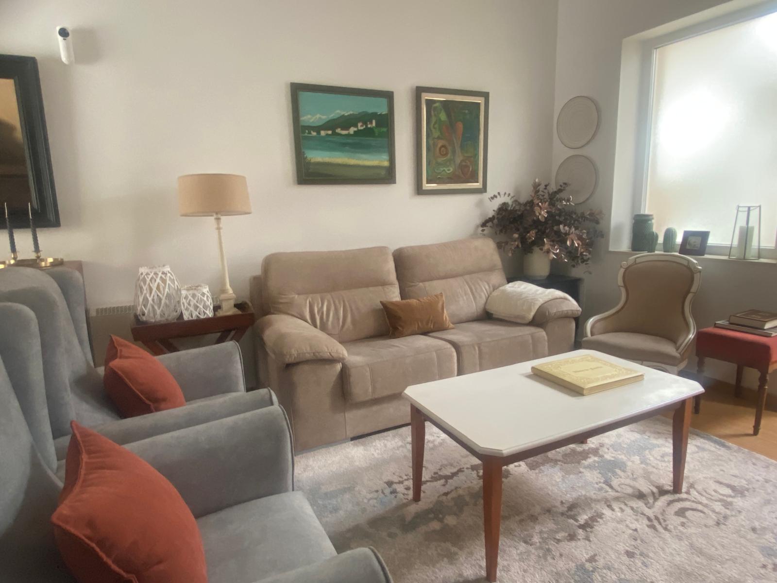 CASA DE PIEDRA CÉNTRICA TOTALMENTE REFORMADA