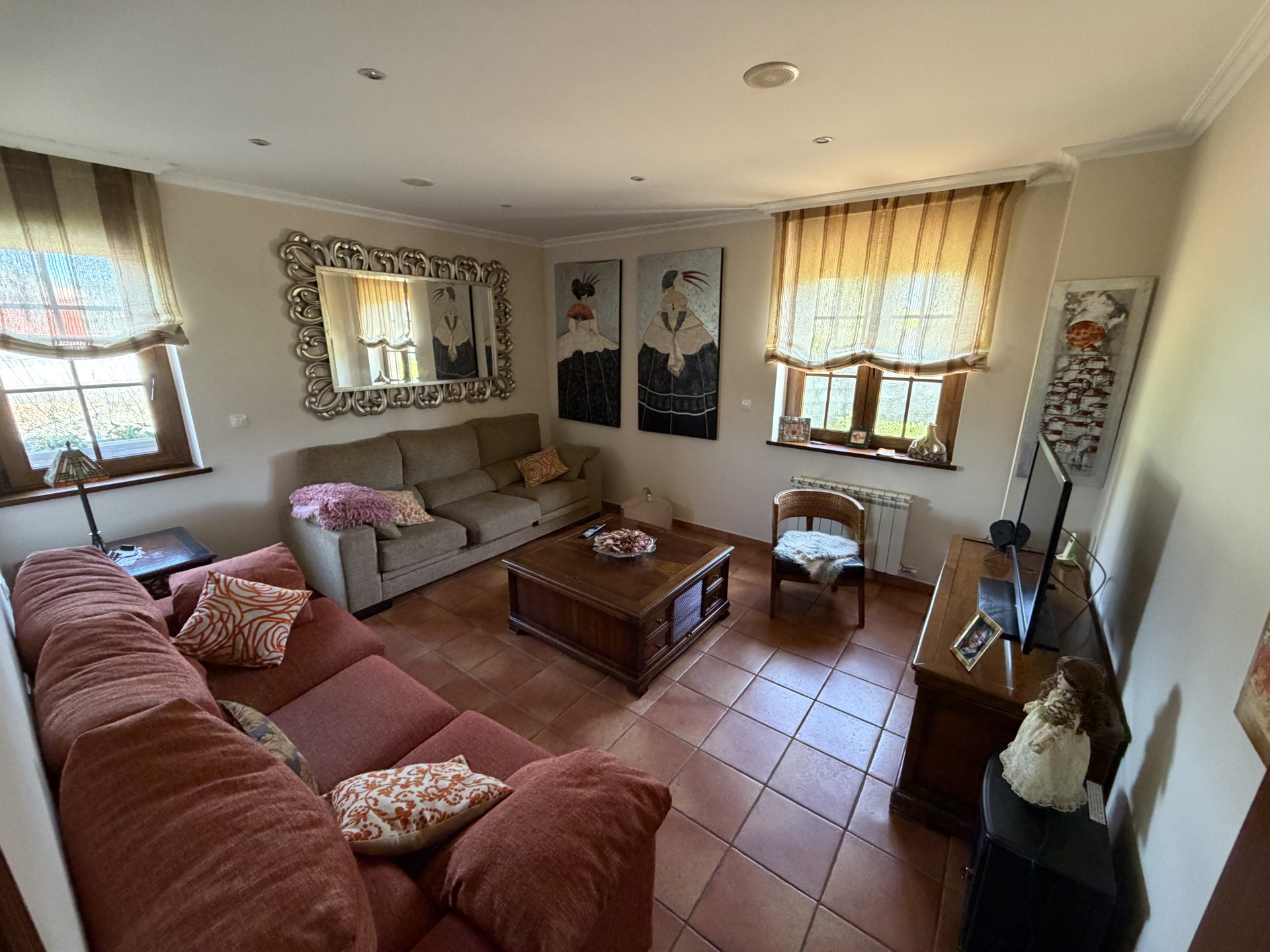 CHALET DE PIEDRA EN VENTA EN PALMEIRA (RIBEIRA) A 5 MINUTOS DE LA PLAYA DE COROSO