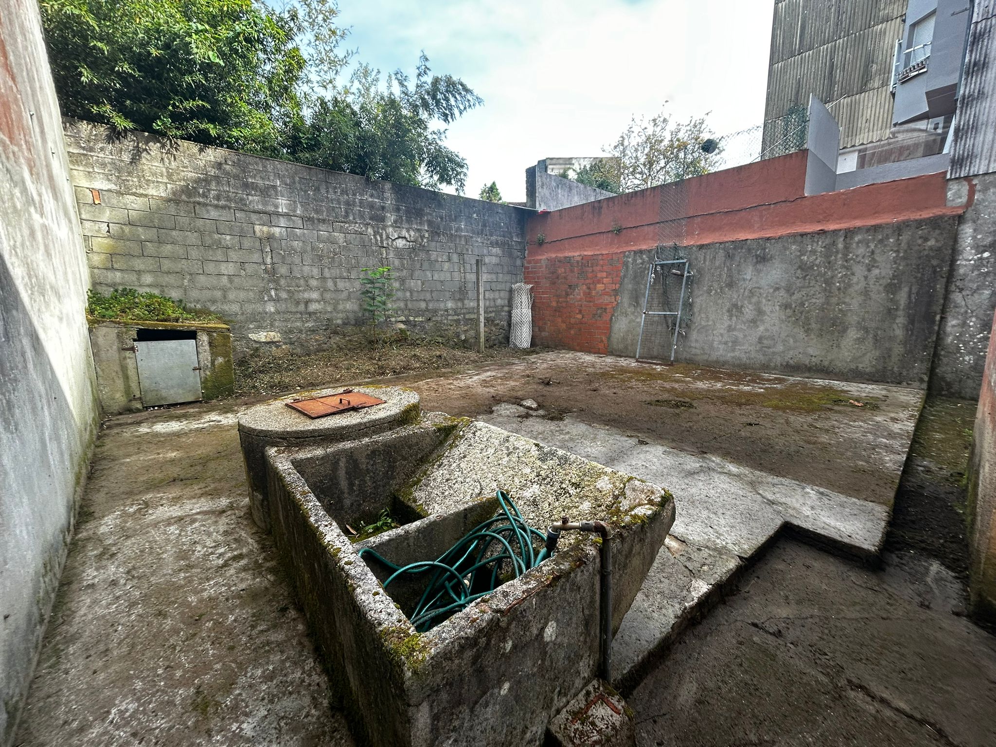 CASA EN VENTA EN RIBEIRA – CENTRO