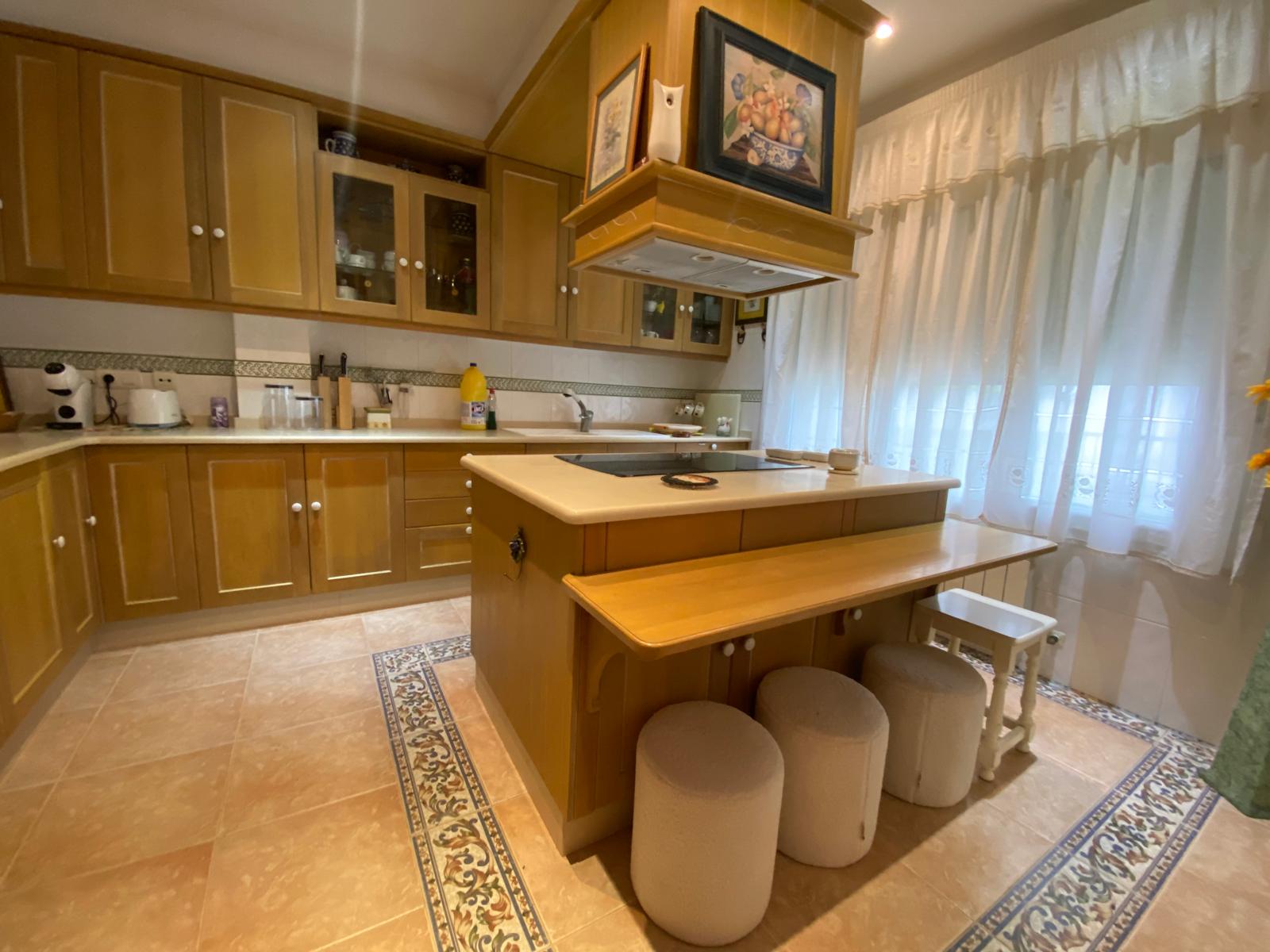 CASA CERCANA A LA PLAYA DE COROSO