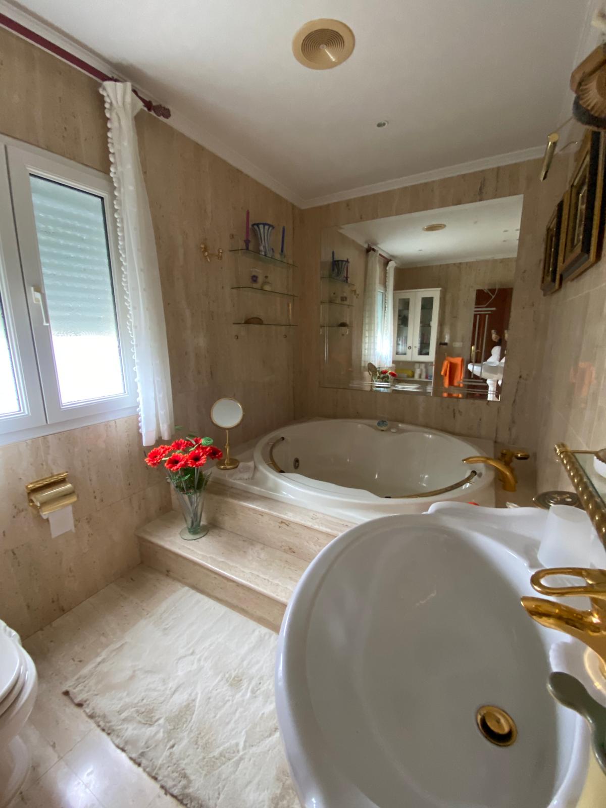 CASA CERCANA A LA PLAYA DE COROSO