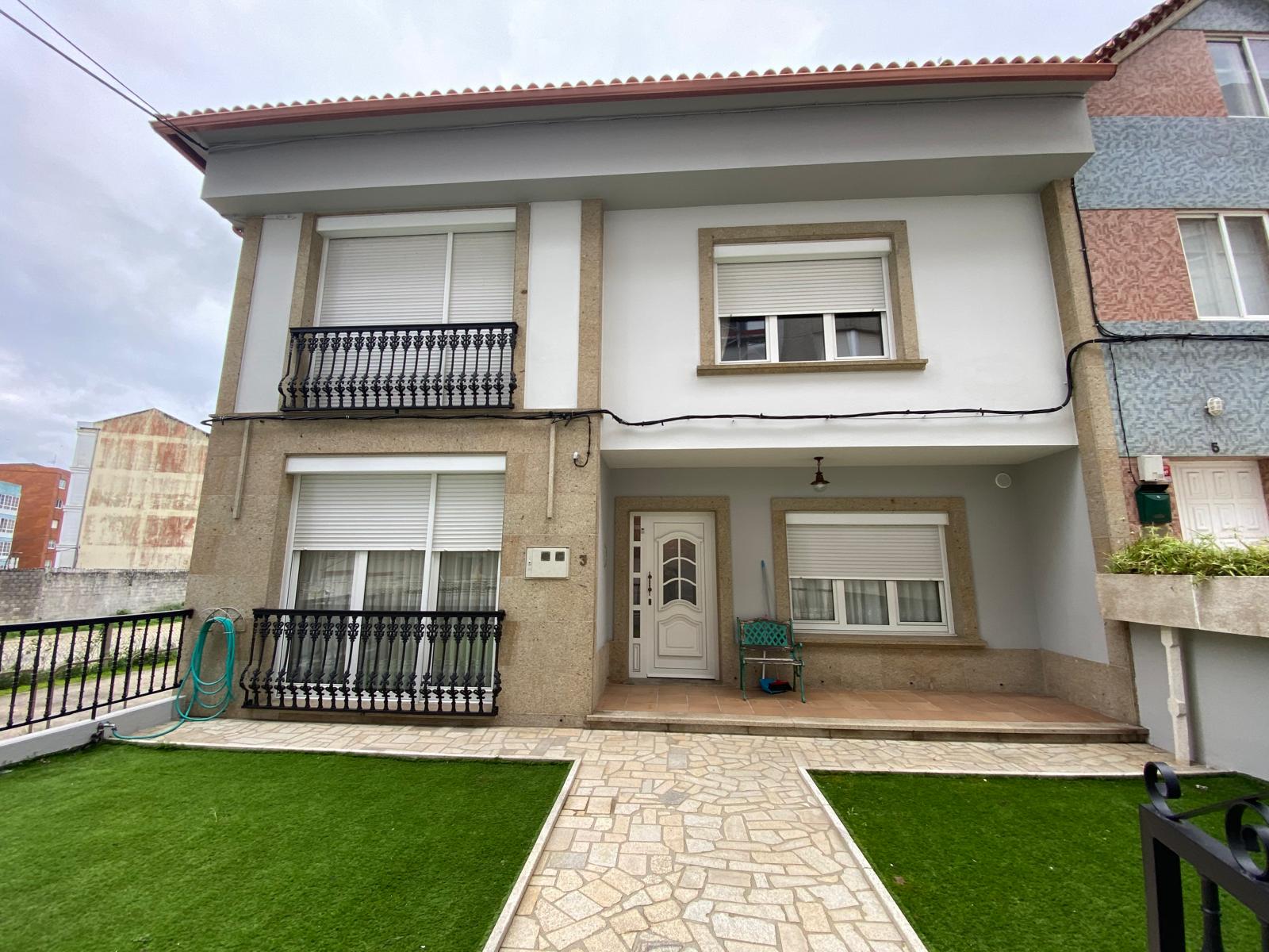 CASA CERCANA A LA PLAYA DE COROSO