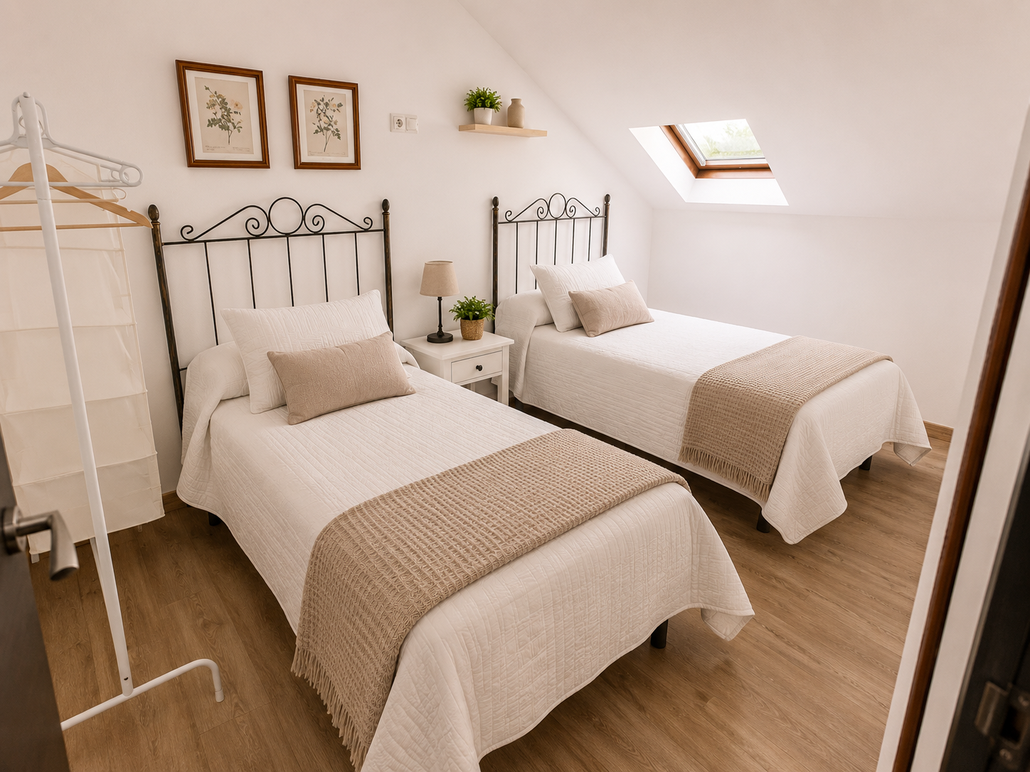 ALQUILER VACACIONAL EN LA PLAYA DE AS FURNAS – XUÑO