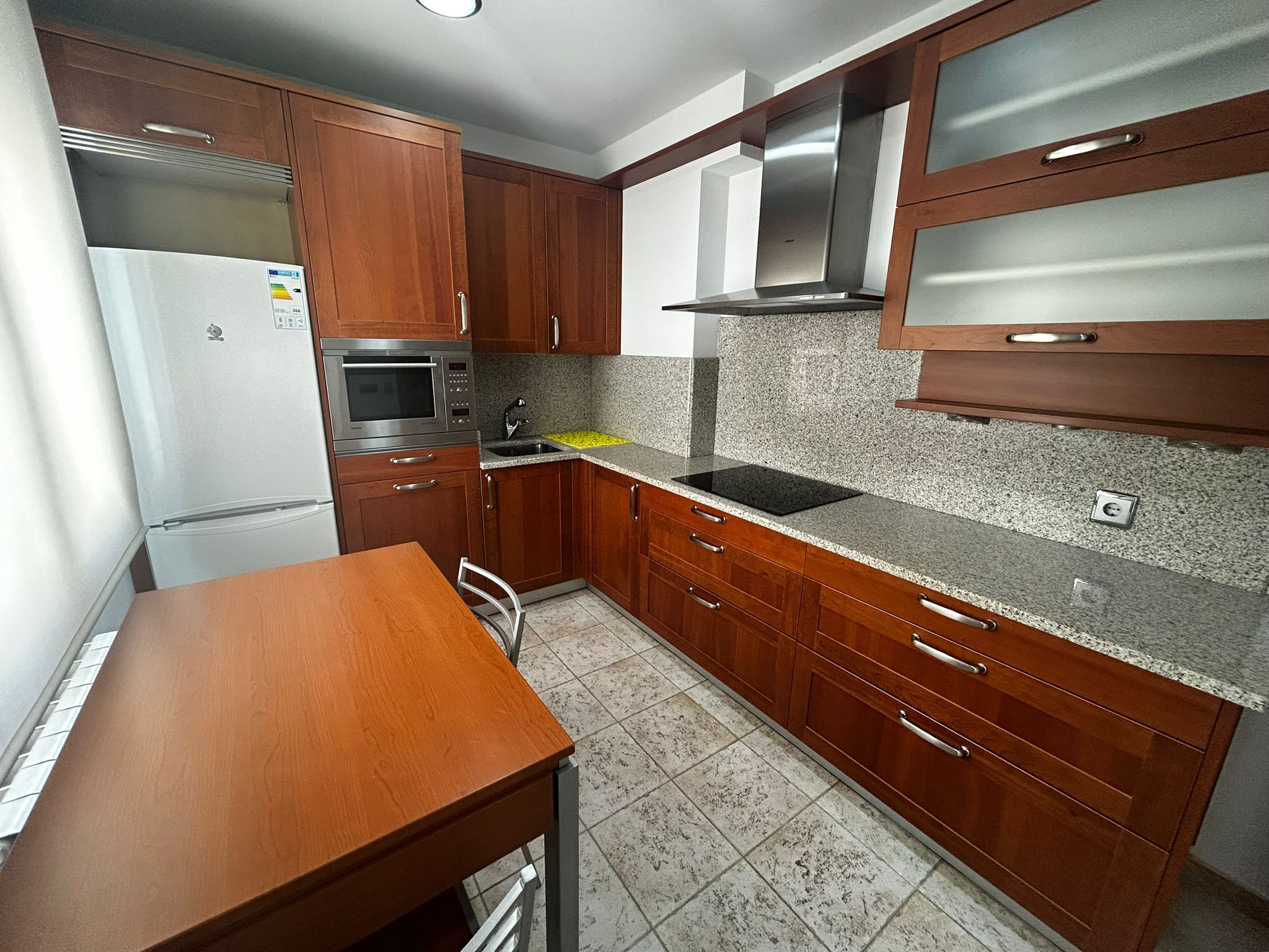 ESTUDIO VACACIONAL EN AVENIDA DE A CORUÑA – RIBEIRA