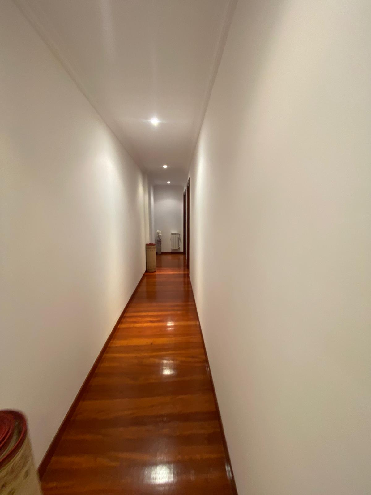 APARTAMENTO TURÍSTICO EN RIBEIRA – PLAYA DE COROSO – VISTAS AL MAR – 3 HABITACIONES – GARAJE